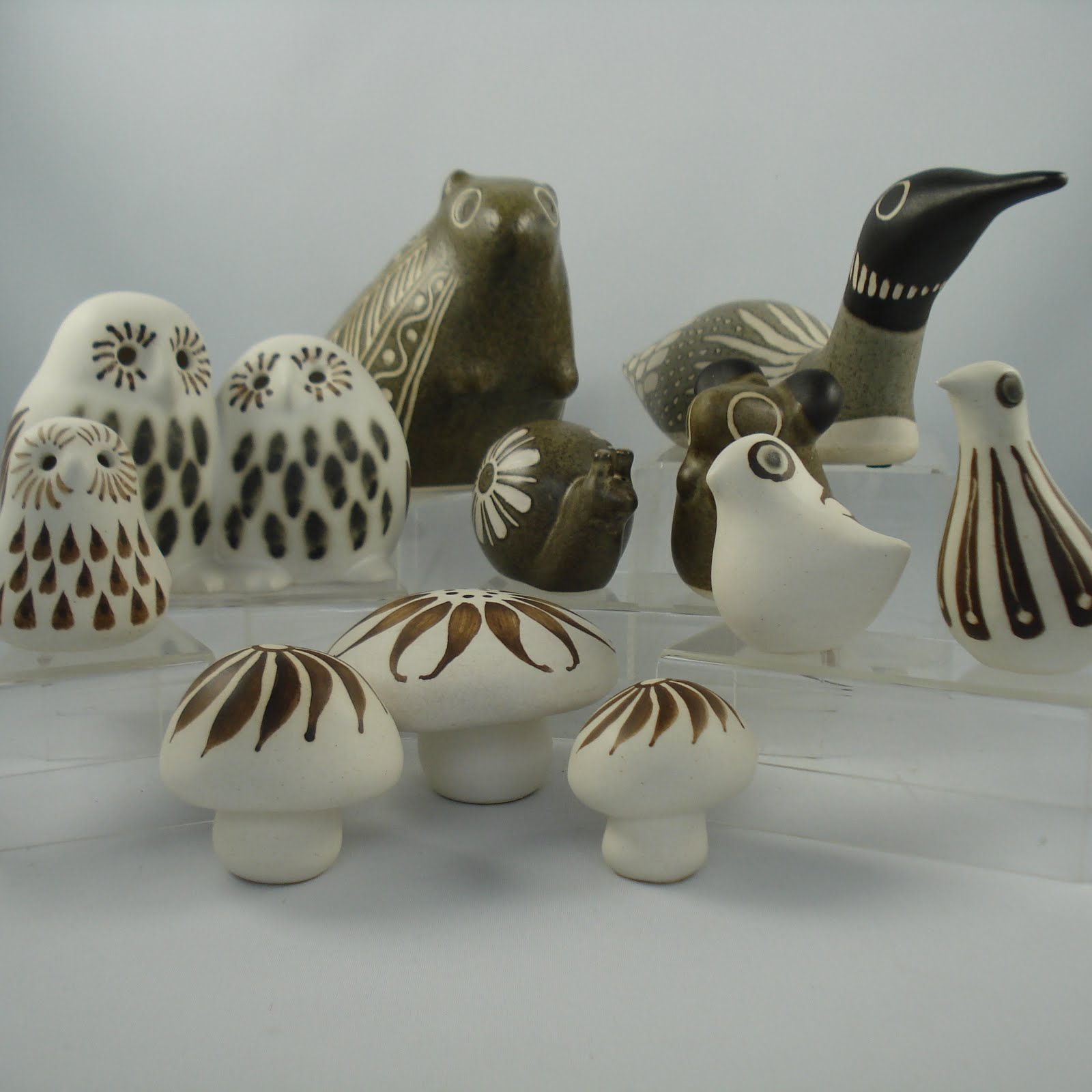 moderncraze Strawberry Hill Pottery...Whimsical Canadian Studio