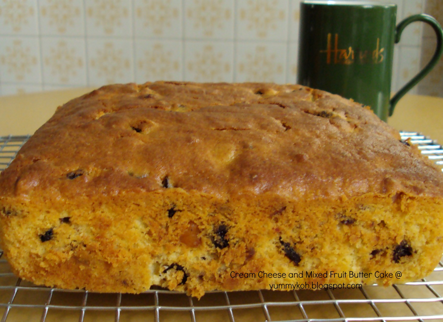 YUMMY BAKES Cream Cheese and Mixed Fruits Butter Cake