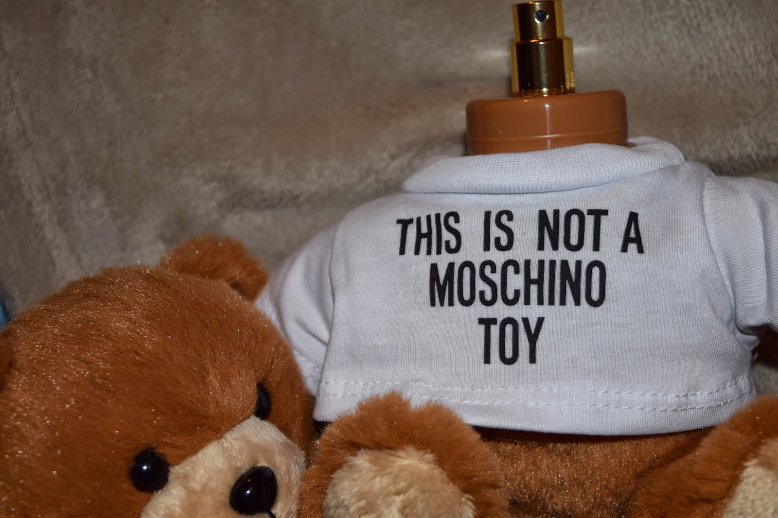 adicta a lo Trendy: THIS IS NOT A MOSCHINO TOY