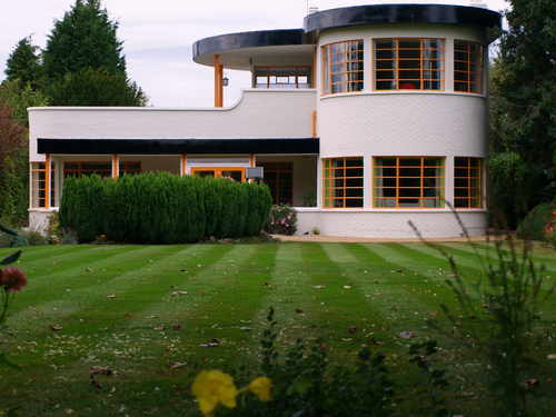 Art Deco Style House | home & garden healthy design