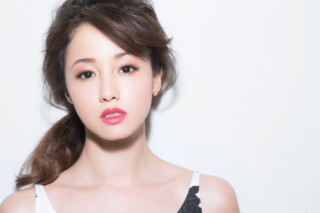 Watch Erika Sawajiri (b. 1986) video Watch Erika Sawajiri (b. 1986) video