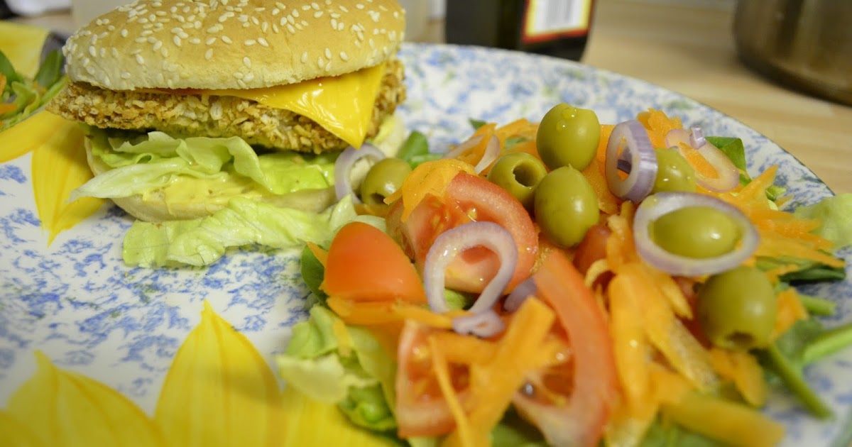 Panko Chicken Burgers with Honey Mustard Sauce Stuff and Spice