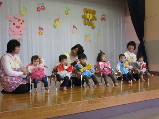 新発田聖母こども園の園日記 ひなまつり発表会