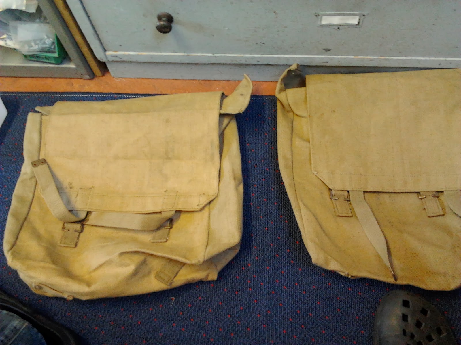 the Dutch Vintage Motorcycle Association BSA M20 pannier bags, canvas