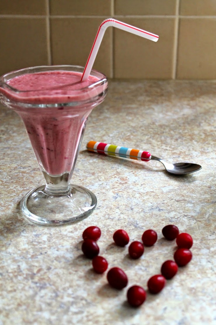 Healthy cranberry mango smoothie. Easy to make and perfect for a tasty breakfast.