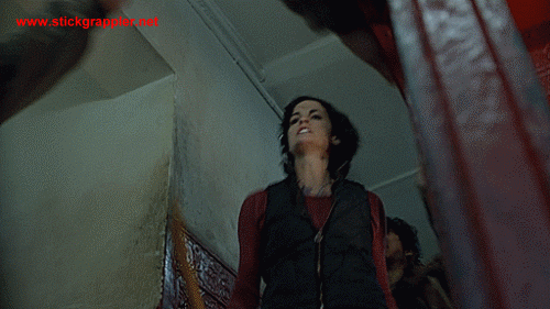 BlindspotS01E01-StickChoke-d-500-sg.gif