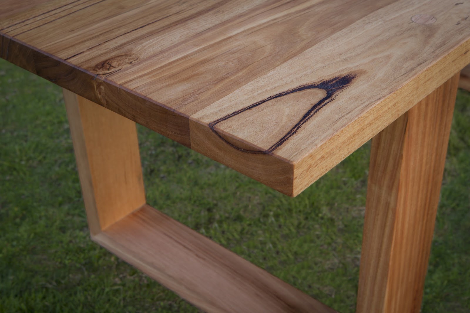 Bombora Custom Designs 40mm thick messmate dining table