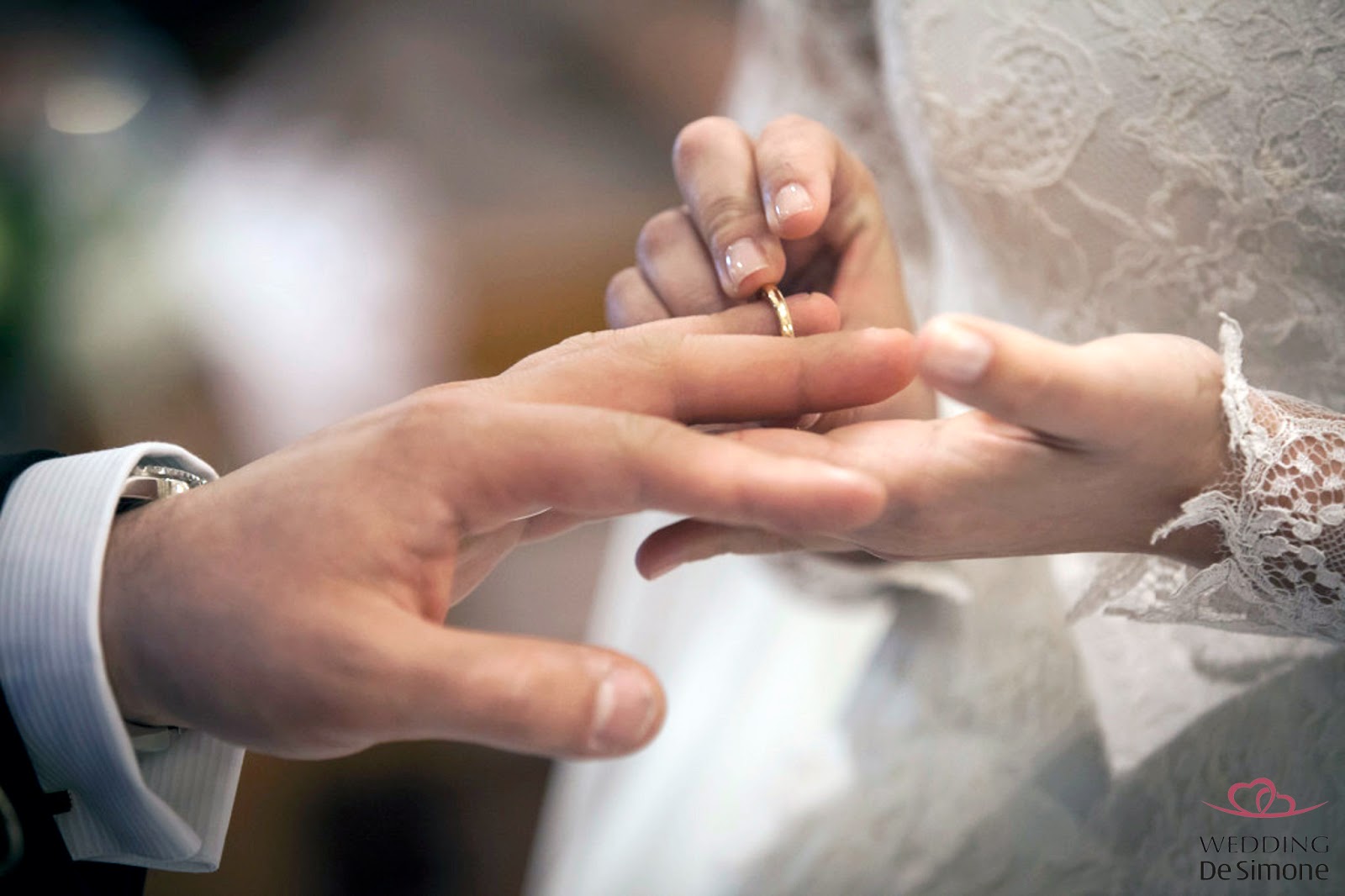 De Simone Offerta Tutto Sposi Napoli Proponiamo Fedi Nuziali Su Misura Ai Migliori Prezzi Troverai La Fede Nuziale Perfetta Infatti Puoi Scegliere Sia Fedi Nuziali Classiche Che Fedi Nuziali Moderne Della Migliore