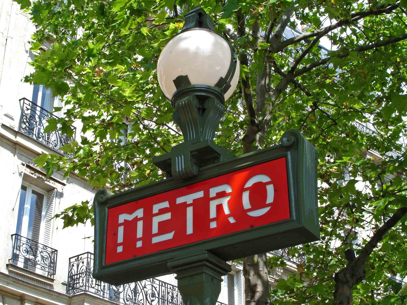 French Metro Sign