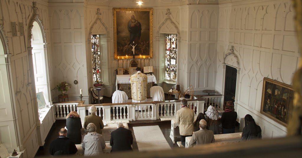 New Liturgical Movement Mass in the Private Chapel of Milton Manor House