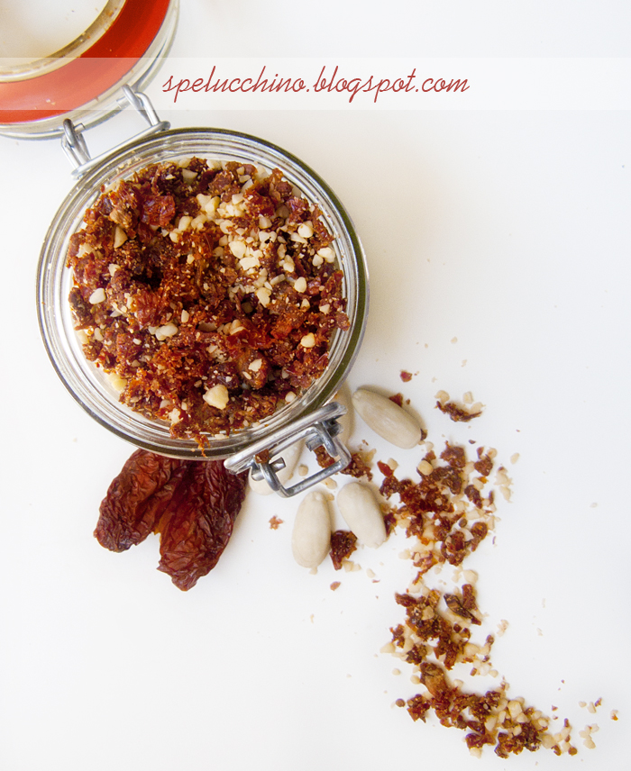 Spelucchino Pesto di mandorle e pomodori secchi