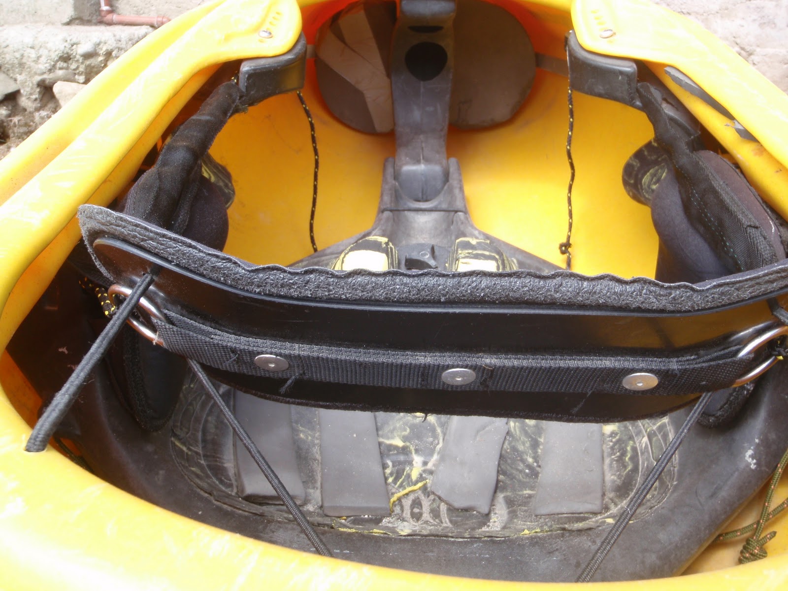 Kayak Hot Dogs DIY Jackson Kayak Back band replacement.