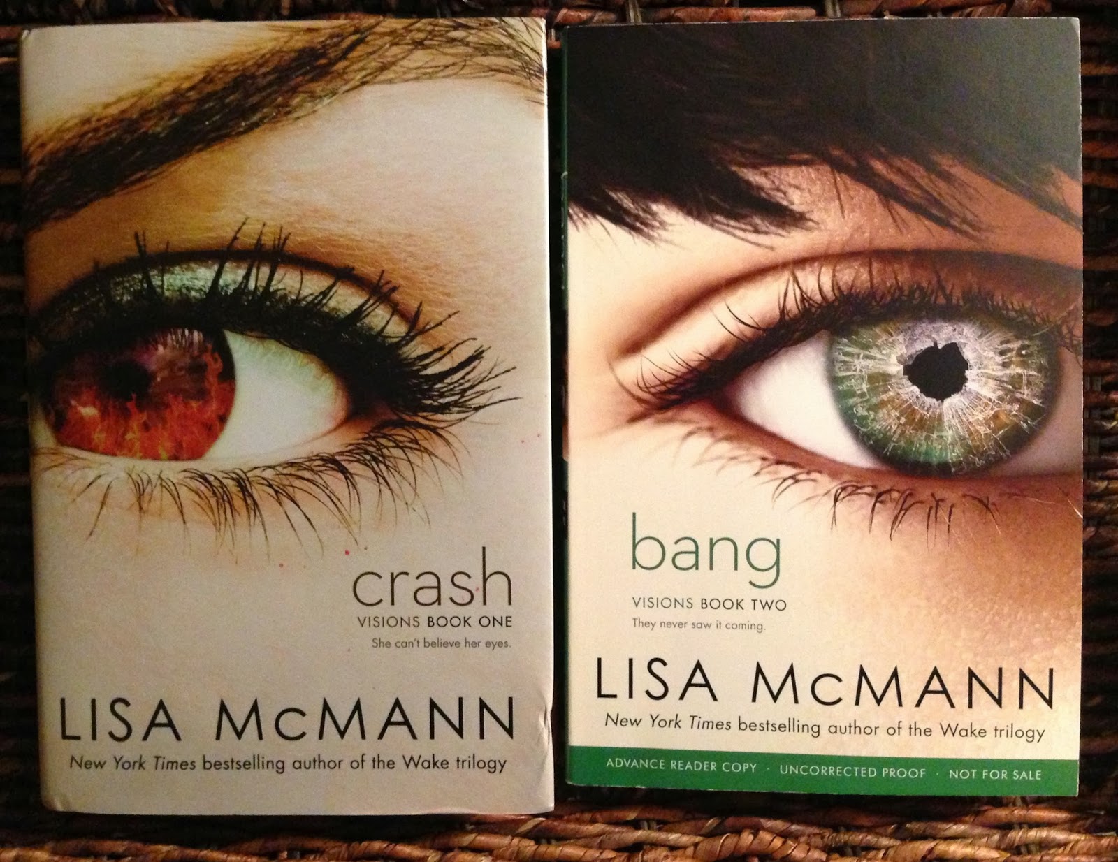 The Readers Den Review & Giveaway Bang (Visions 2) by Lisa McMann