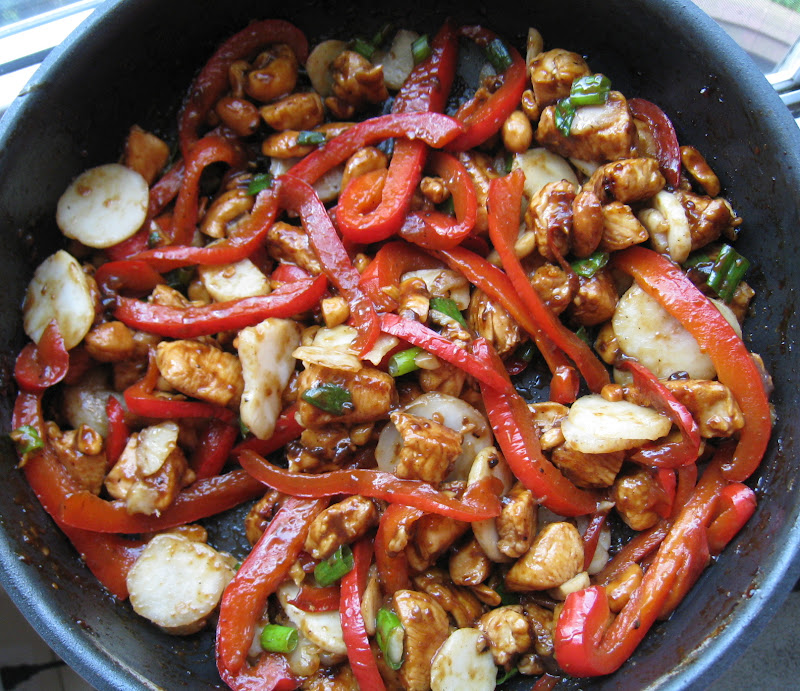 Eat, Explore & Enjoy Spicy Peanut Chicken StirFry