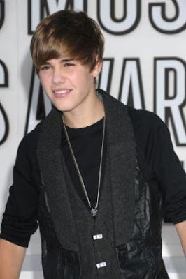 Justin Bieber Short Hairstyle 2012