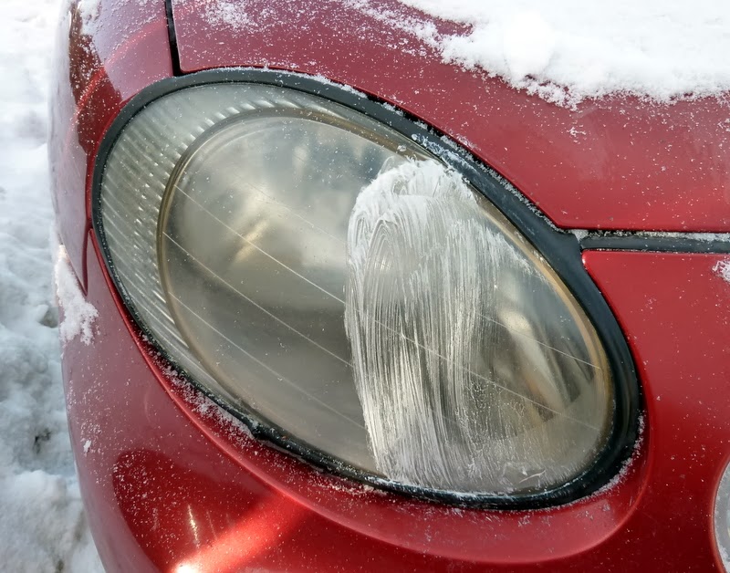 How to Clean Your Car Headlights