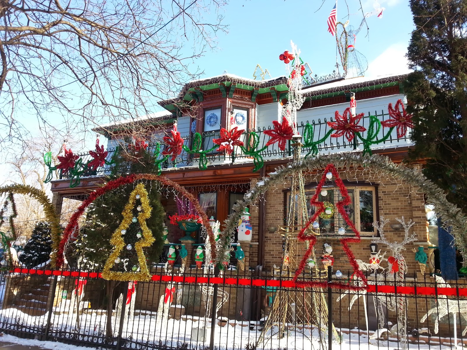 The Chicago Real Estate Local I give you... The Logan Square Christmas