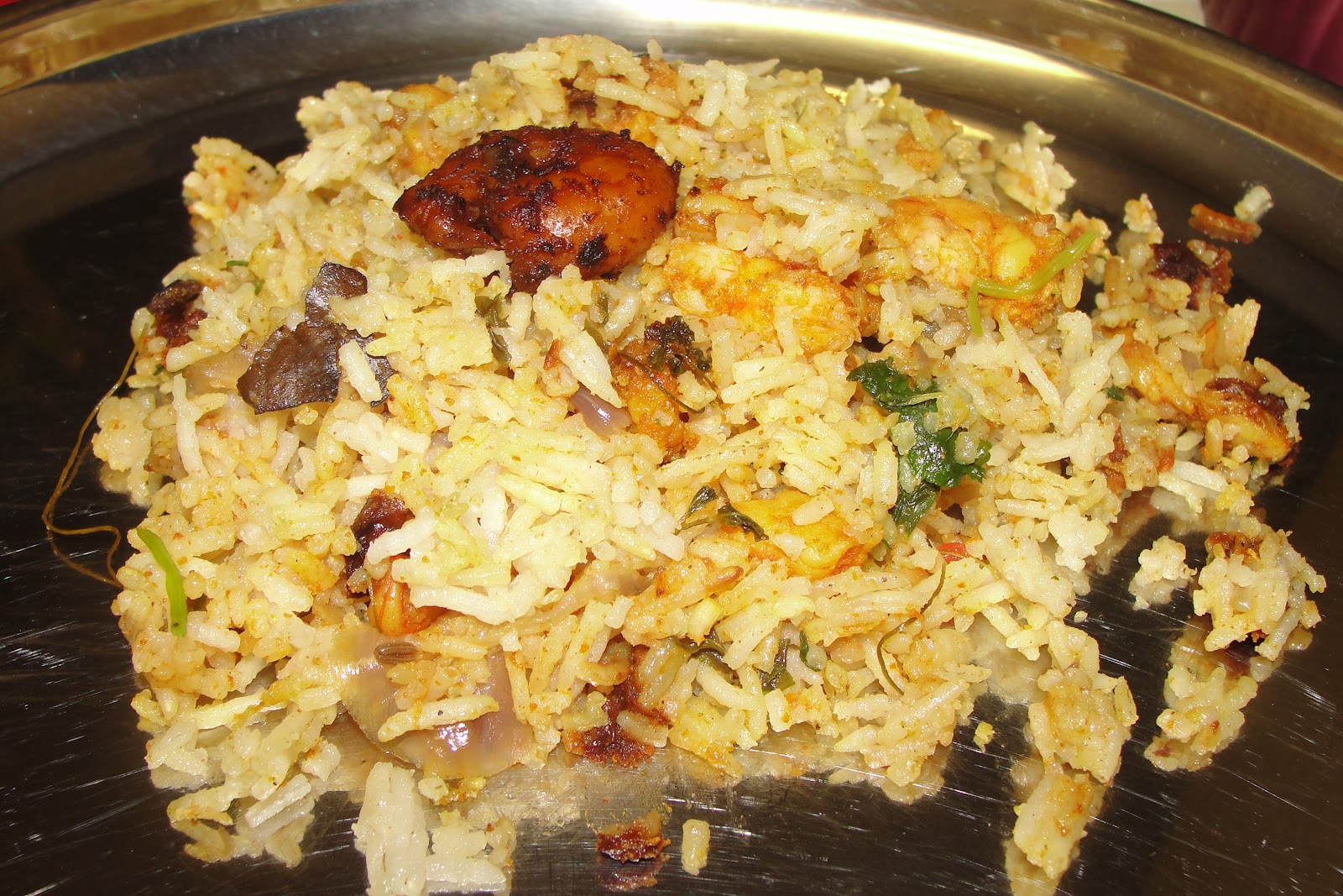 GayathriRaj Heaven on a Spoon!!! Simple Prawn Biryani Authentic