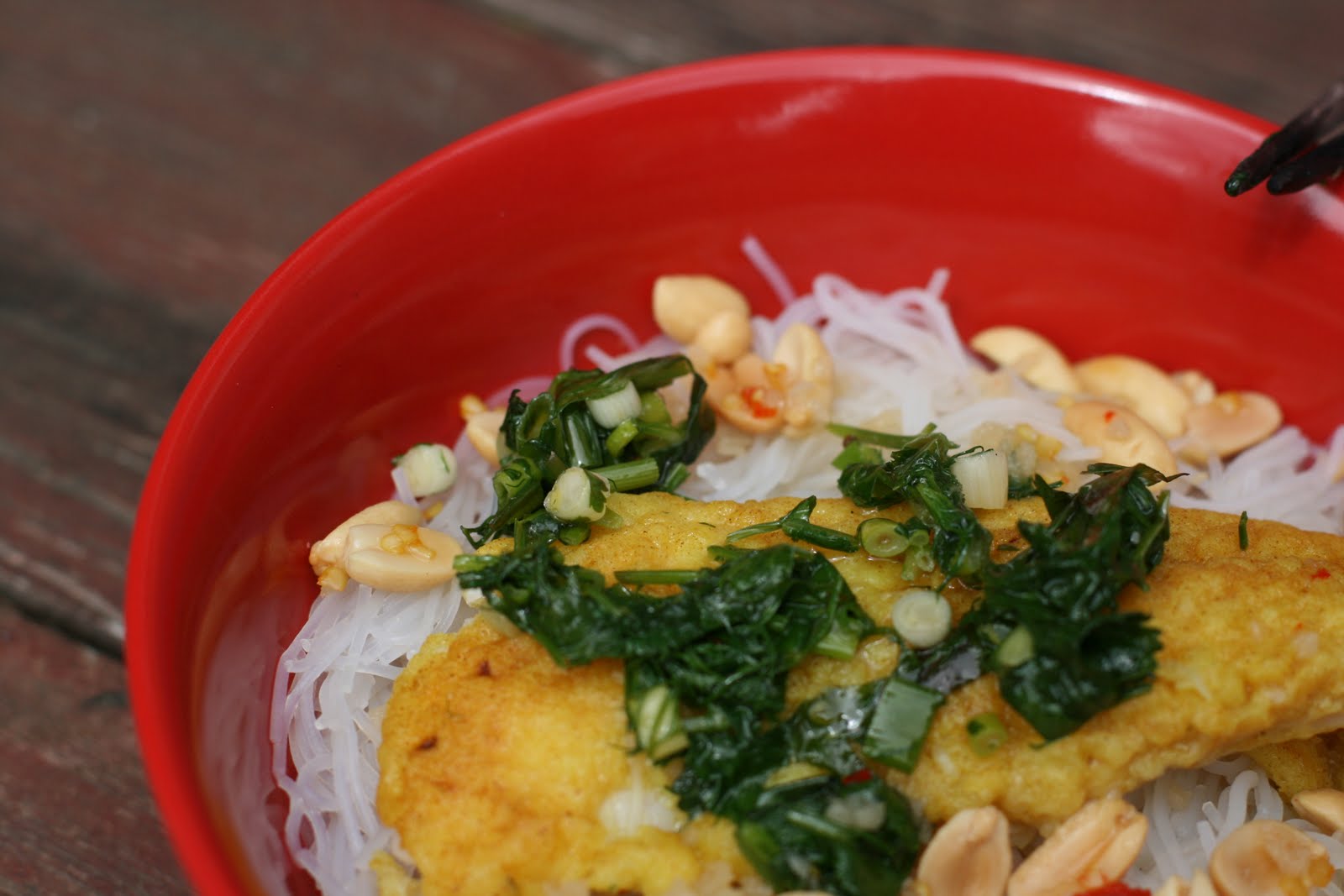 Vietnamese Turmeric Fish with Rice Noodles, Dill and Nuoc Cham Recipe
