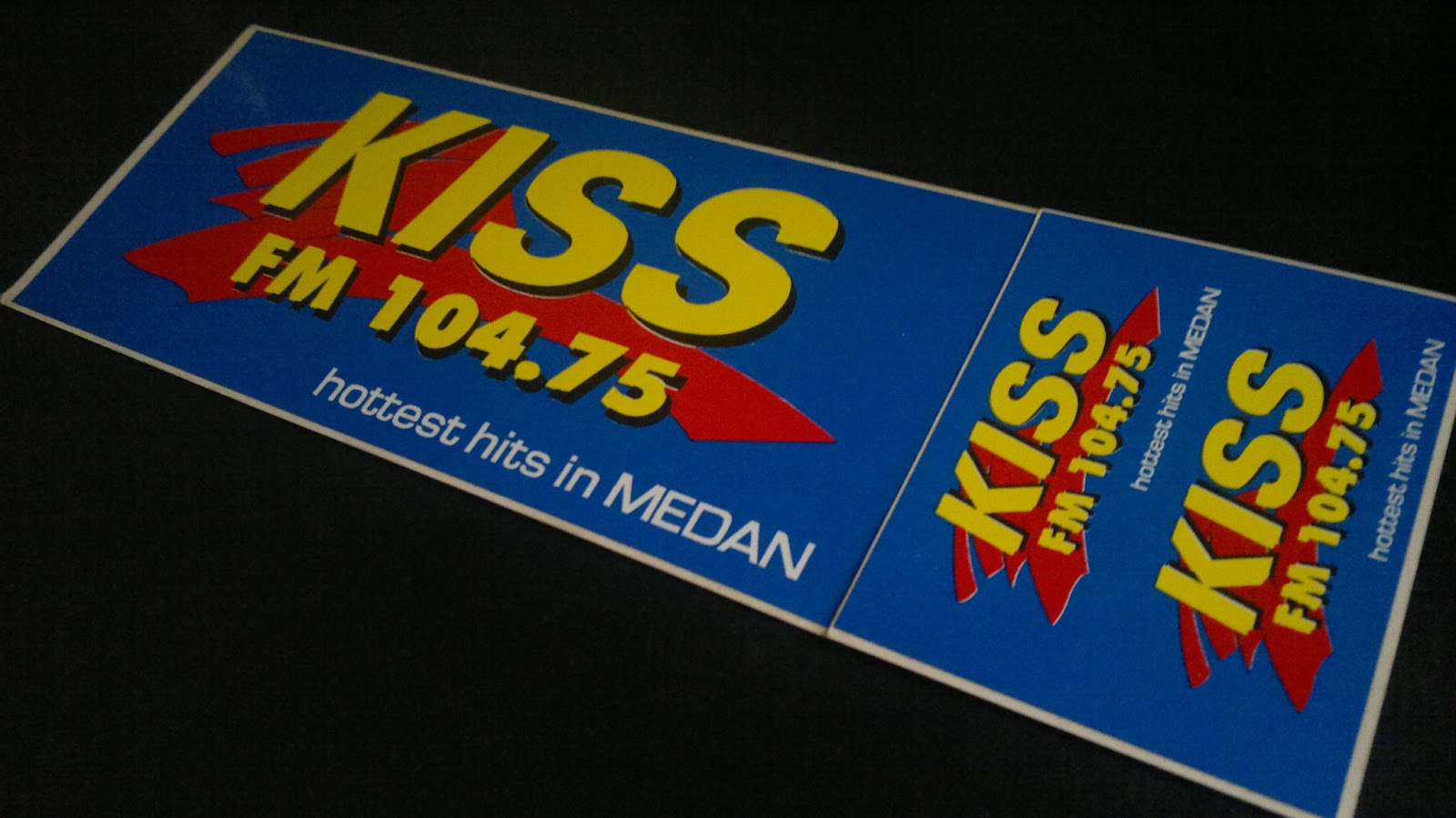 Radio Branding Materials Sticker 104.75 KISS FM Medan (1997)
