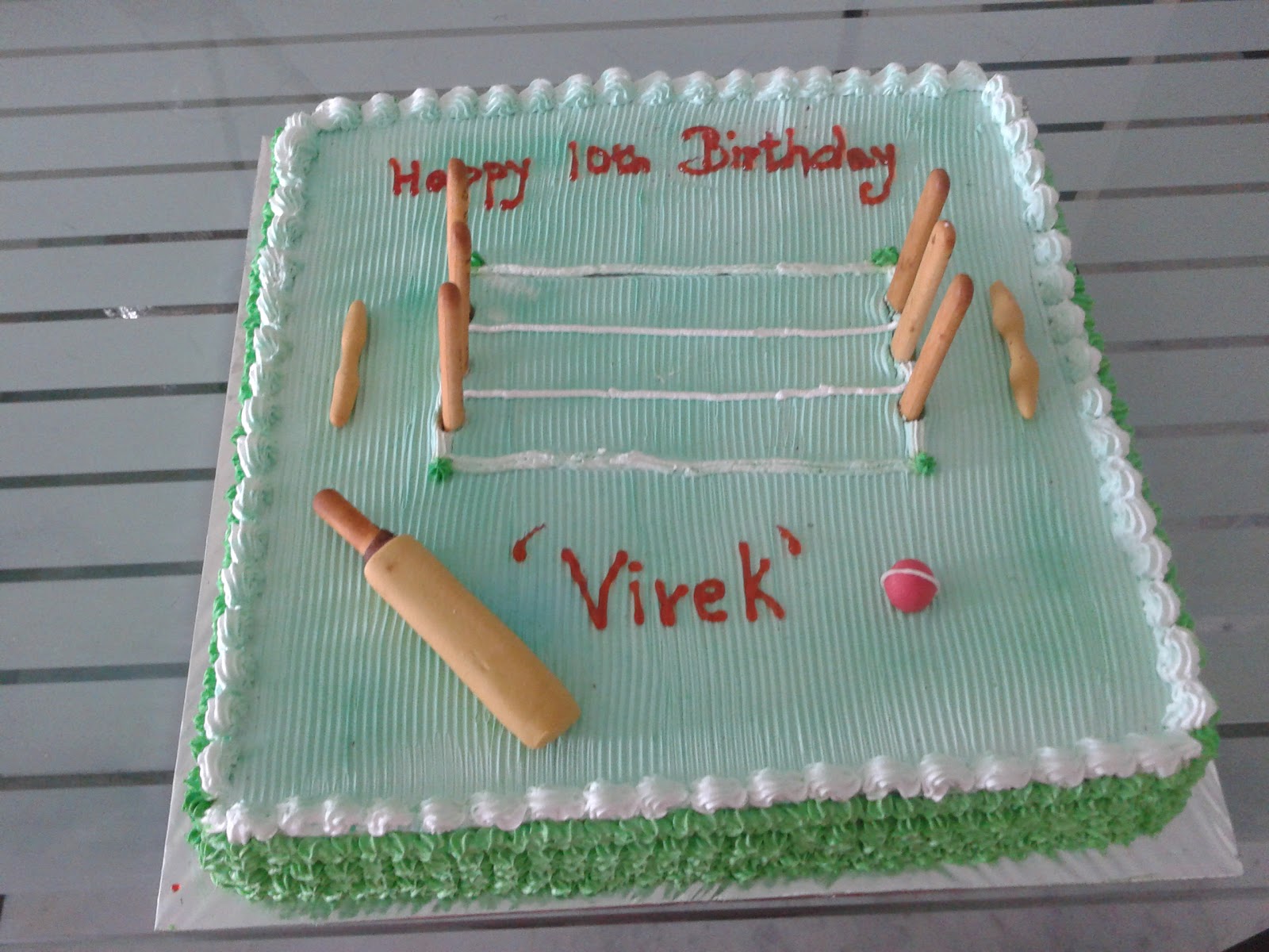 Cricket Theme Cake