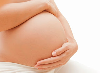 8 dicas para evitar manchas e estrias na gravidez