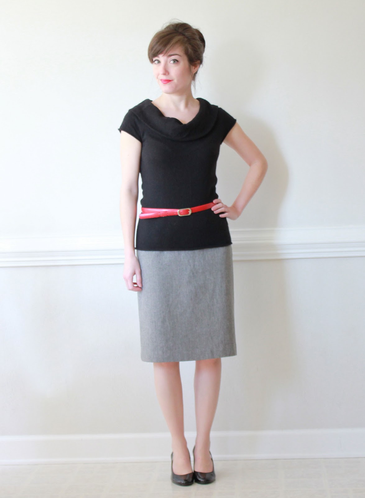 grey pencil skirt
