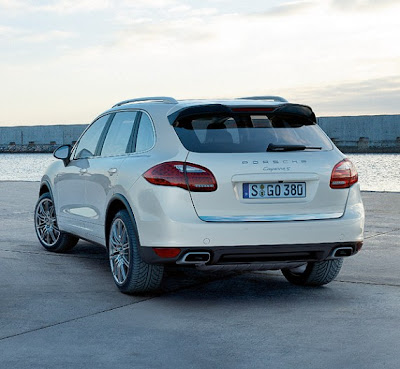 Porsche Cayenne S Hybrid-Best and Expensive Car View