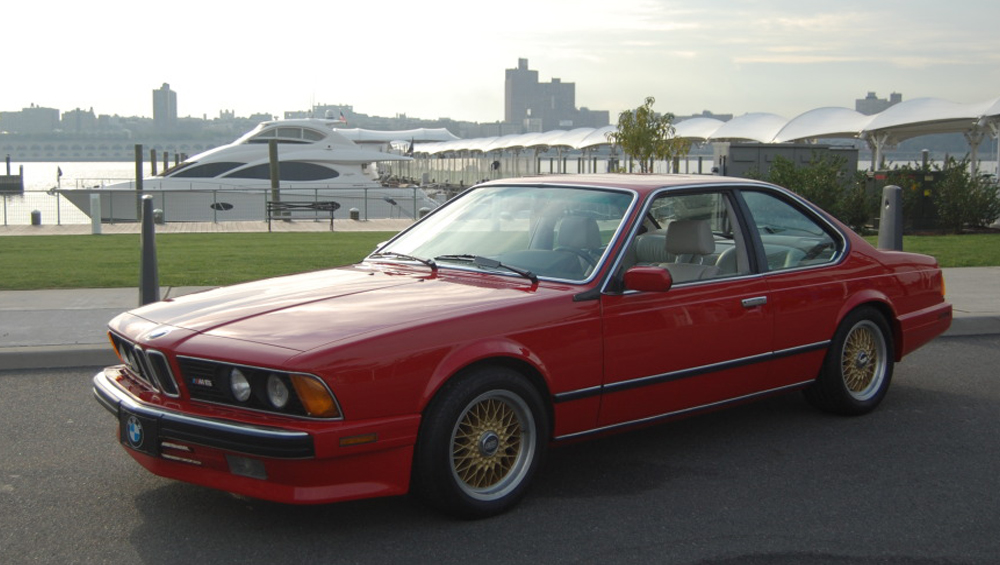 Automotive Database: BMW M6 E24