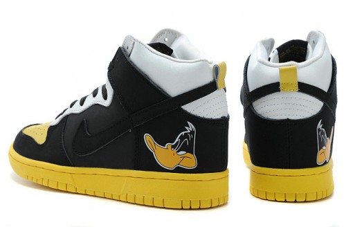 daffy duck jordans