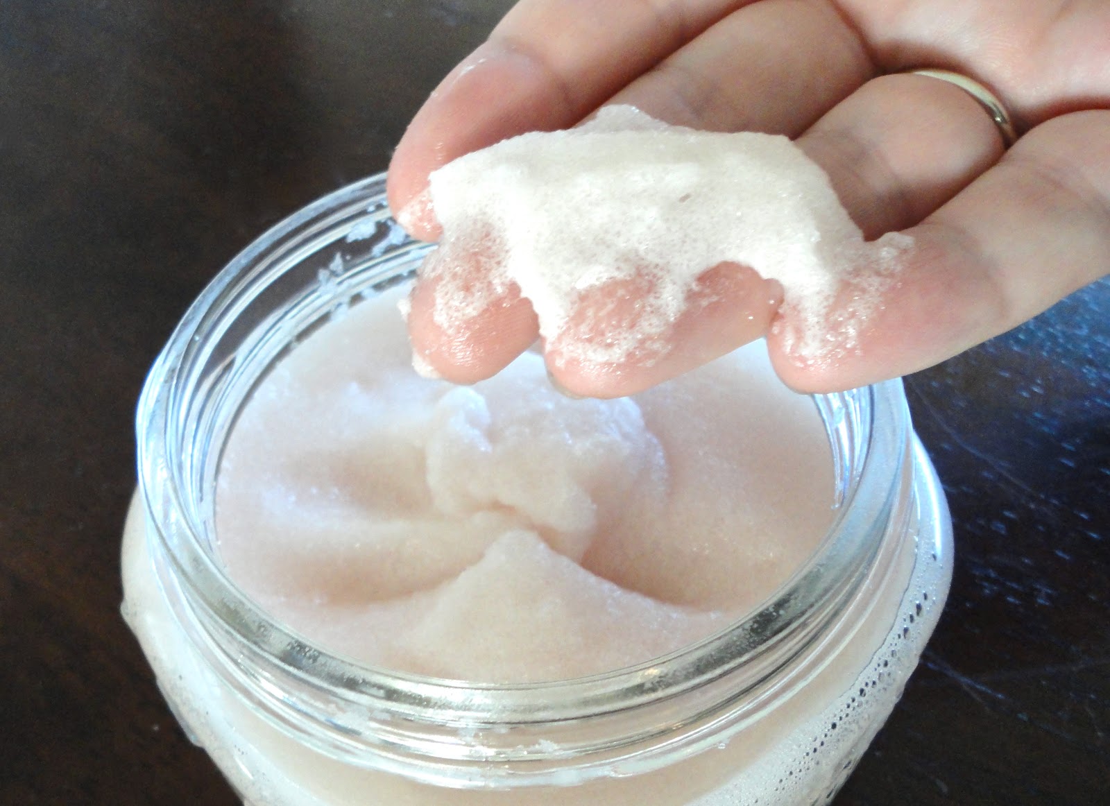 Eclectified Living DIY Moisturizing Hand Scrub