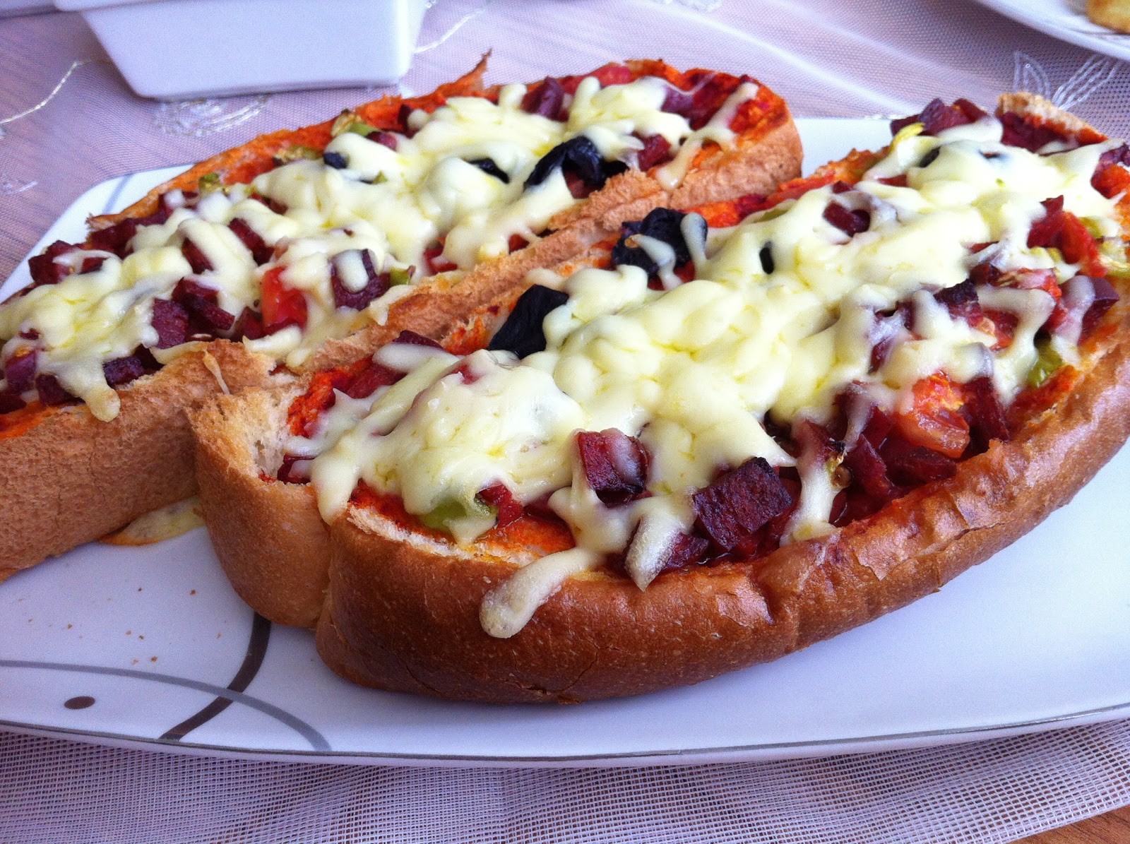 mutfakkokusu Tost Ekmeğinden Pizza