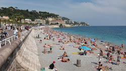 La promenade et la plage de Nice