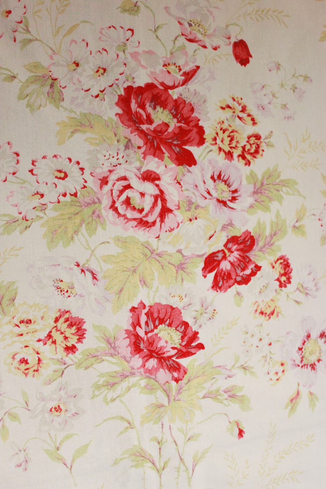 the linen garden: cushion composing