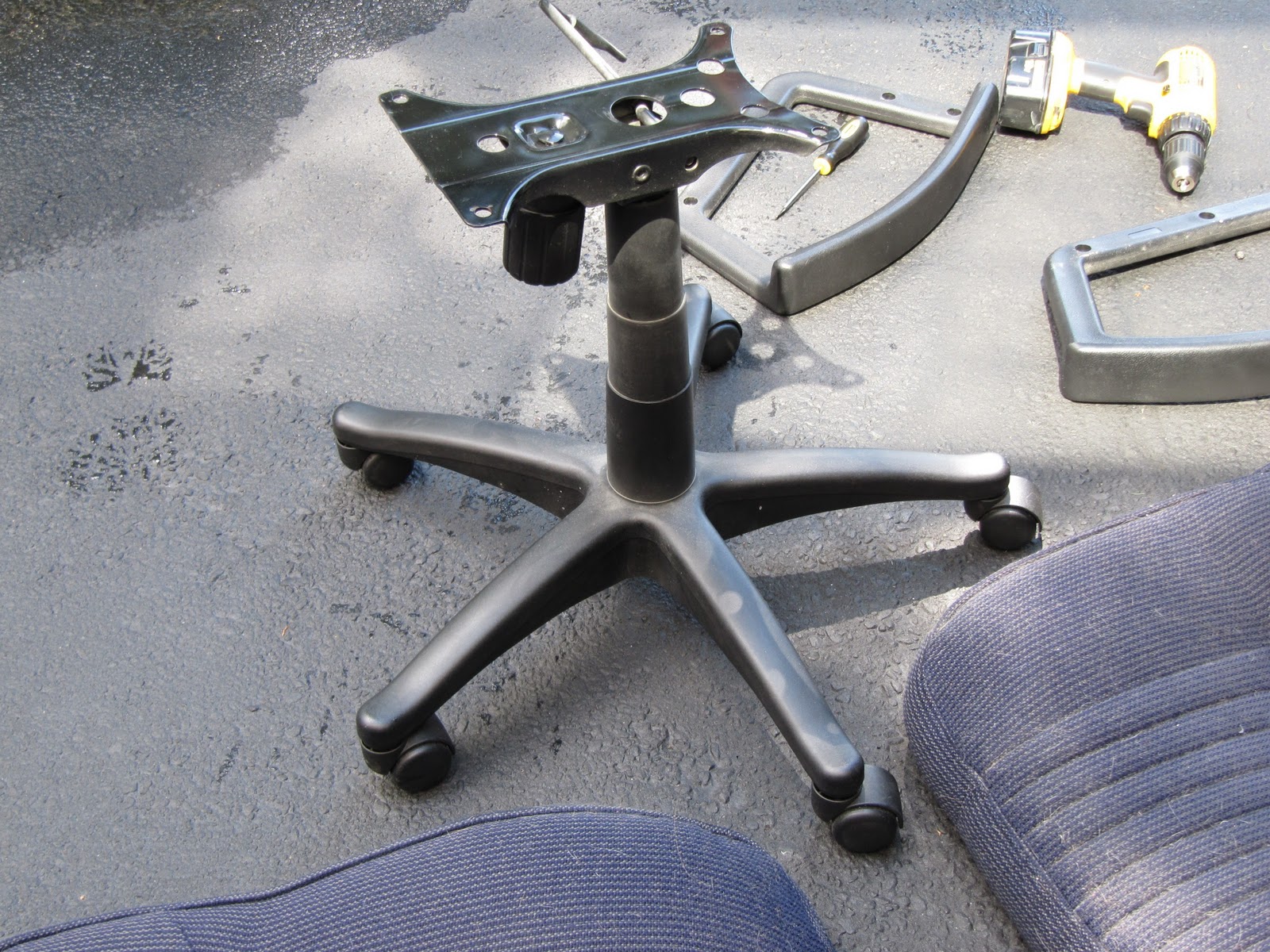 Sew Many Ways: Tool Time TuesdayRecycled Office Chair