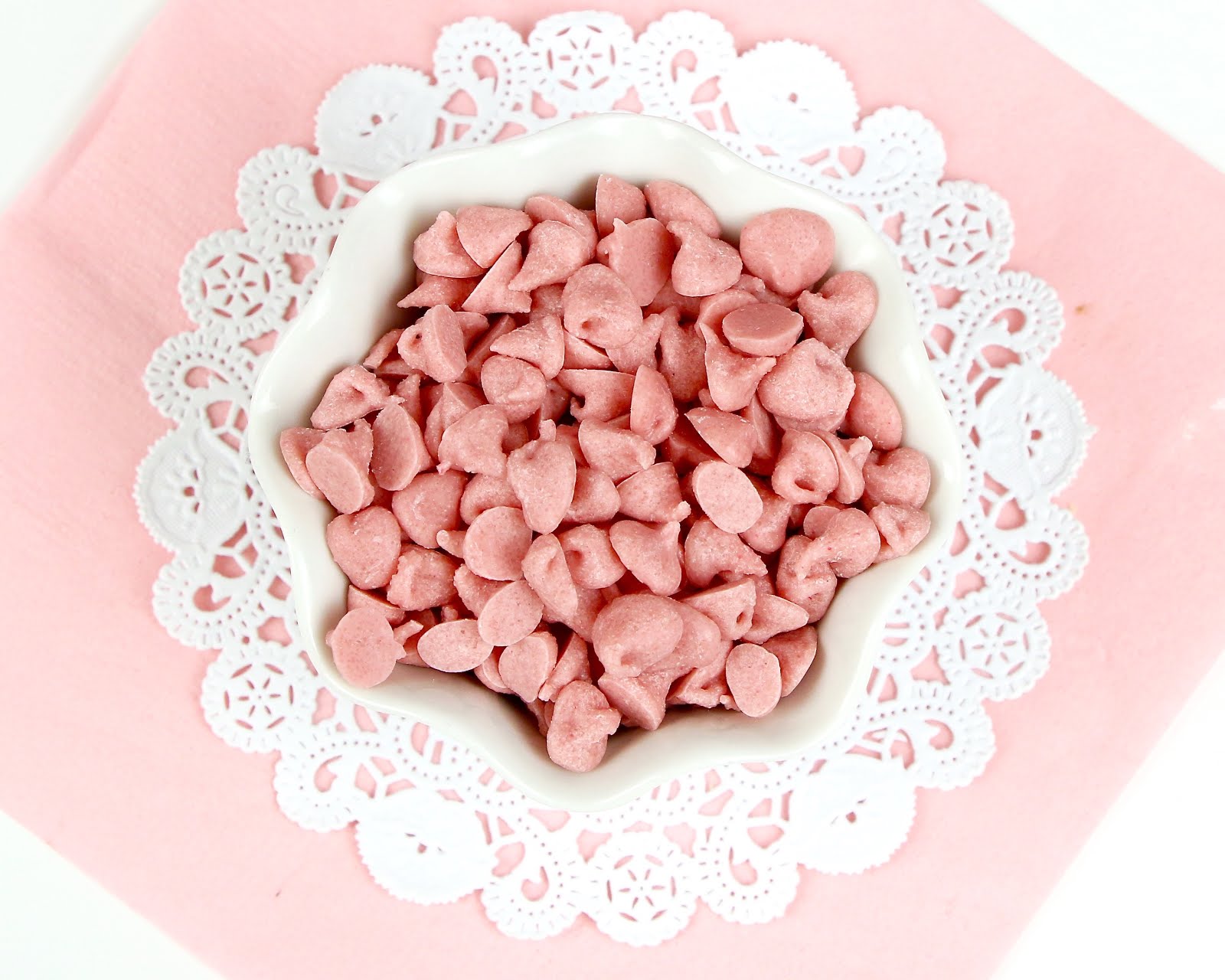 {VIDEO} DIY Strawberry Chocolate Chips & Rainbow Baking Morsels The