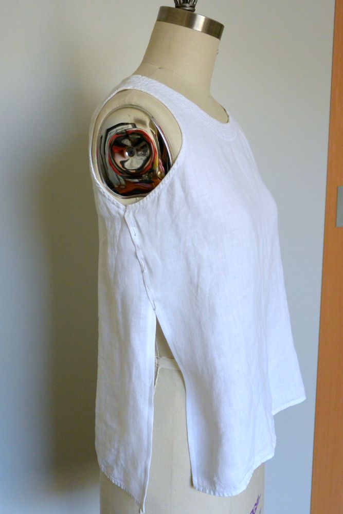 diy linen crop top refashion tutorial
