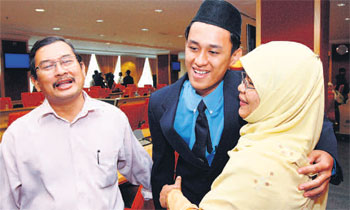 Azali bin Azlan...the record holder for the Best Malaysian Student in SPM (20 A1,1A2) + humbleness