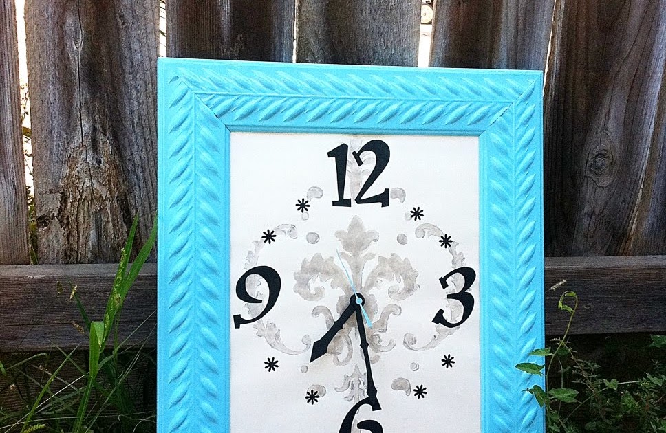 Le Petite Sweet DIY Picture Frame Clock