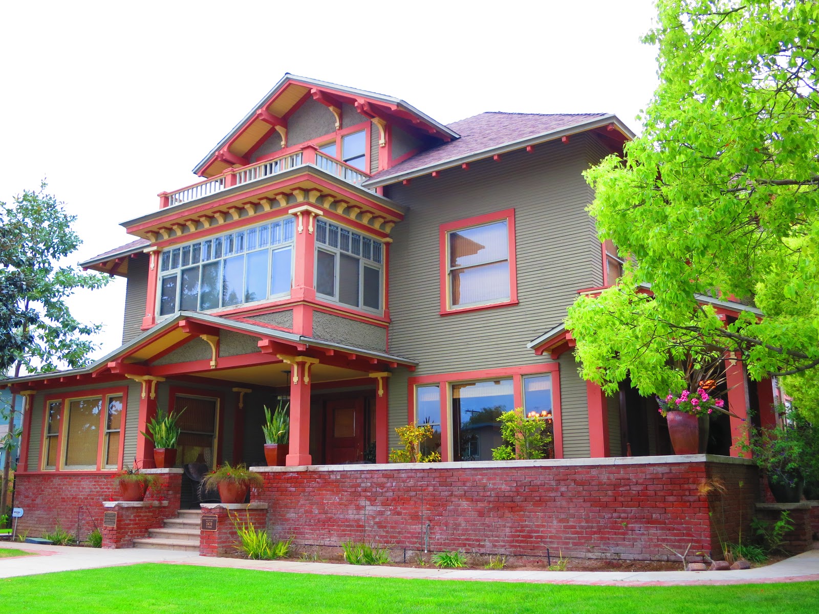 My Vintage Journeys VINTAGE & TRENDYGOLDEN HILL, SAN DIEGO