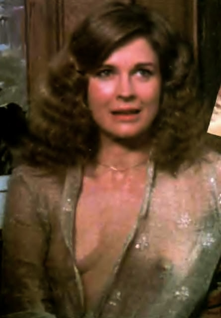 10 Uncommon Nudes #2 (Emma Watson, Candice Bergen, Winona Ryder) 226 Candice+Bergen+(7)