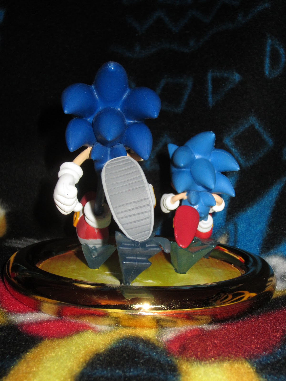 Sega Memories Jazwares Sonic Generations Statue Hits the Ground Running!