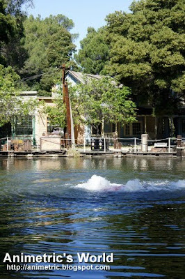 Universal Studios Tour featuring Jaws