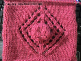 Lace Diamond And Big Bobble Lace Diamond And Big Bobble. http://knittingunlimited.blogspot.com