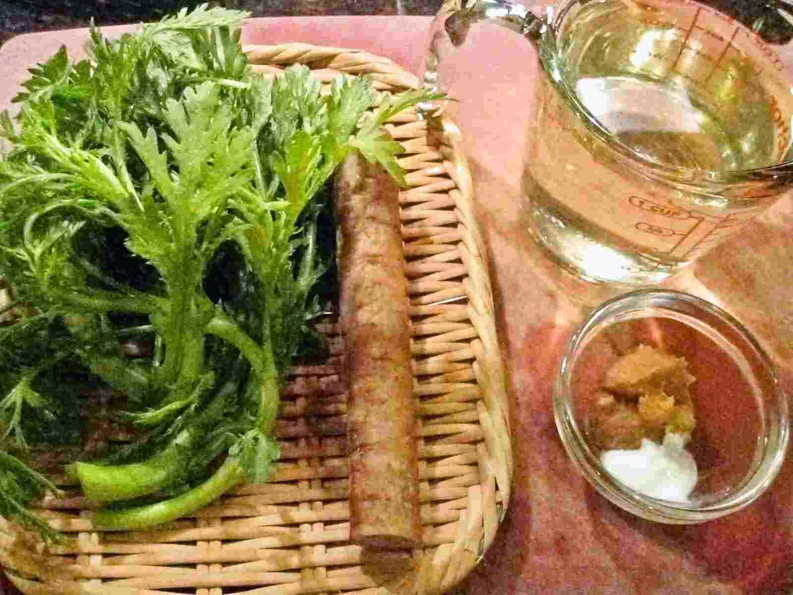 Recipes for Tom Gobo to shungiku no misoshiru / miso soup with burdock