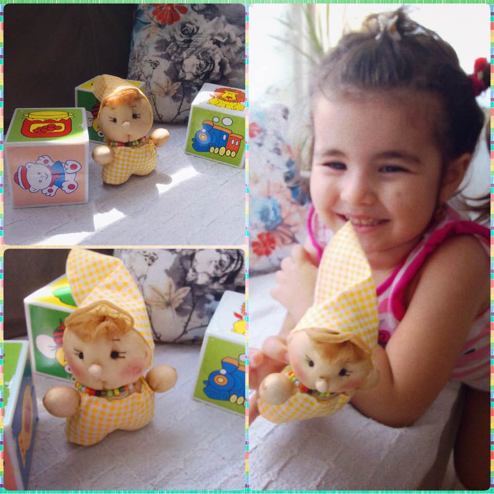 Yesheem �Li Günler Çoraptan Bebek