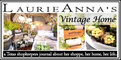 LaurieAnna's Vintage Home