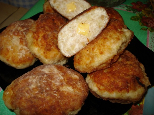 Куриные котлеты с сыром