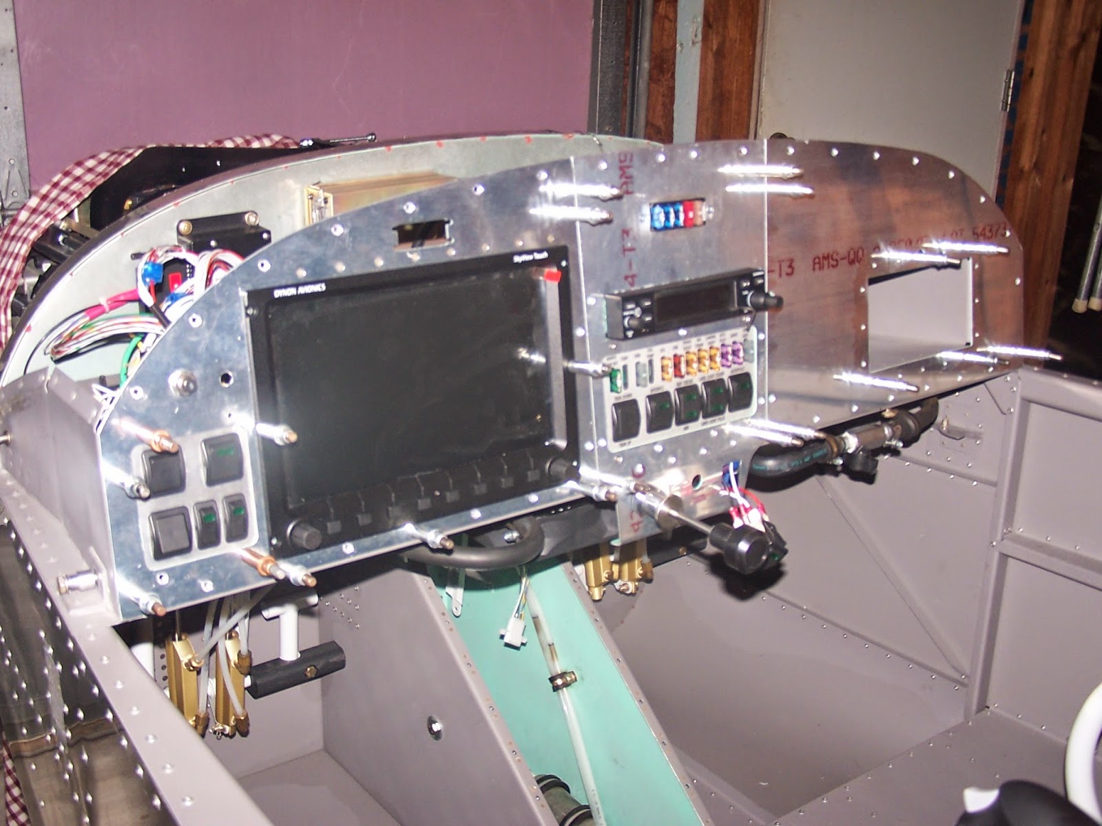 RV12 N79AM Skyview Avionics Installation, Part 3