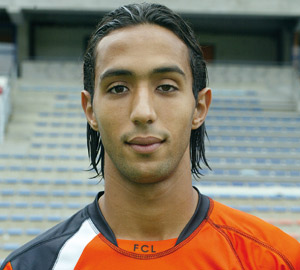 Benatia pretendido como fichaje por el Valencia Benatia pretendido como fichaje por el Valencia